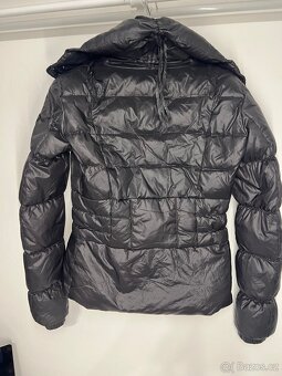 Guess bunda - 3