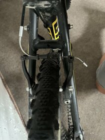 GT Avalanche 26" velikost rámu M - 3