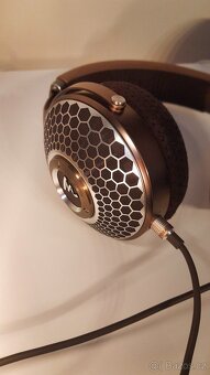 FOCAL CLEAR MG - 3