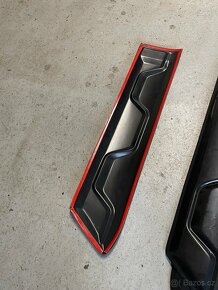 Boční lišty dveří Ford Ranger. - 3