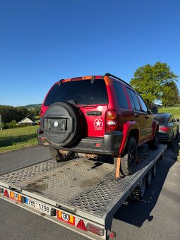 Prodám ND jeep cherokee KJ 2.8 crd 110kw - 3