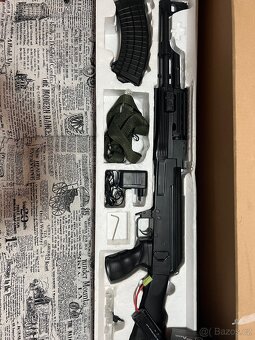AK-47 Airsoft (kov/plast), zánovní, s doplňky - 3