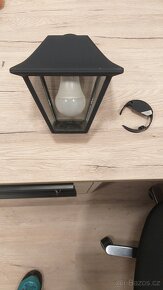 Prodám nástěnné venkovní lampy Philips - 3