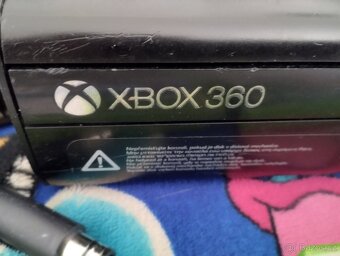 Xbox360 ovladačem a hrana plně fukni 250 giga pamet - 3