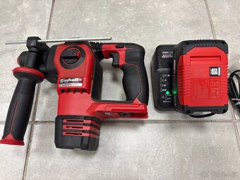 Einhell Herocco 18V, 4.0Ah a Power X-Charger 3A - 3