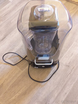 Smoothie mixér s odhlučňovacím víkem - 3
