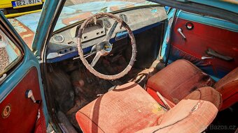 Fiat 850 vrak na díly - 3