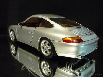 Porsche 911 996 GATE 1/18 - 3