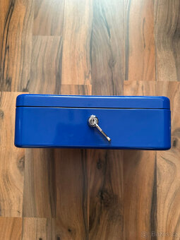 Příruční pokladna na mince, bankovky apod, - 3