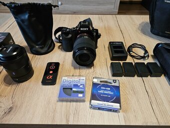 Sony Alpha A7 + prislusenstvi + objektivy - ZEISS 55mm - 3