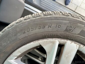 TOYOTA -  Alu kola 5x 114,3. /. R16 zimní pneu 205/55R16 - 3