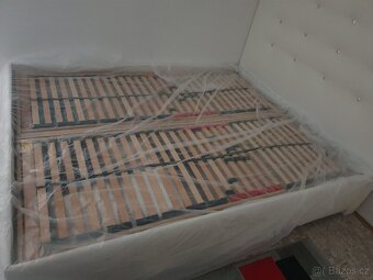 Manželská postel - 3