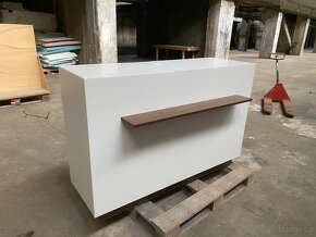 Skříňka,komoda. - 3