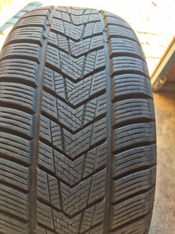 zimni gumy 235/50 r19 - 3