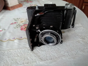 Starý, měchový fotoaparát zn.Belfoca - 3