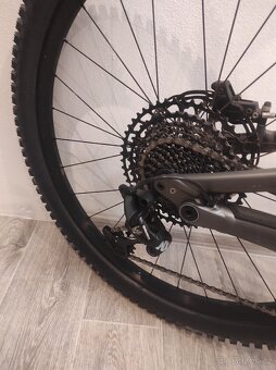 SPECIALIZED STATUS S4 160mm horské kolo - 3