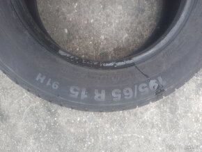 Prodám dvě letní pneumatiky 195/65 R15 - 3