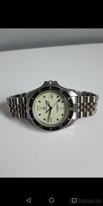 Zodiac Red Dot Professional 200m Night Diver 106.21.07 - 3