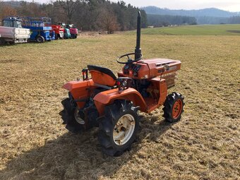 JAPONSKÝ MALOTRAKTOR KUBOTA B1200 4X4 - 3