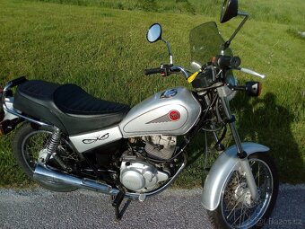 YAMAHA SR 125 - 3