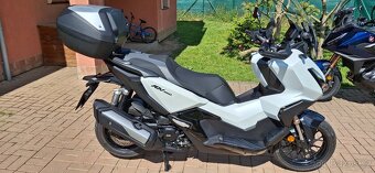Honda ADV 350 - 3