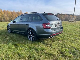Škoda Octavia combi 3 Facelift RS, 4x4, panorama - 3