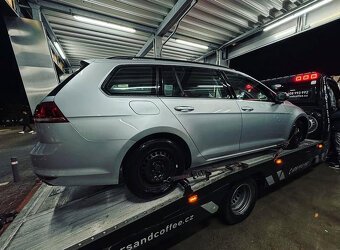 Vůz na náhradní díly VW Golf 7 kombi 2015 CXXB MWW LA7W - 3
