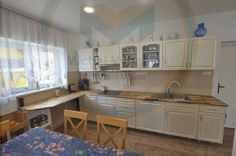 Prodej rodinného domu 150m², pozemek 4330 m², Chržín - 3