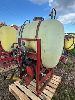 Nesený Rosič Hardi 600L - 3