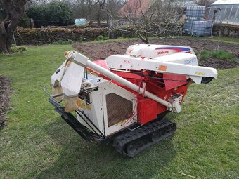Mini mlátička - kombajn Yanmar - 3
