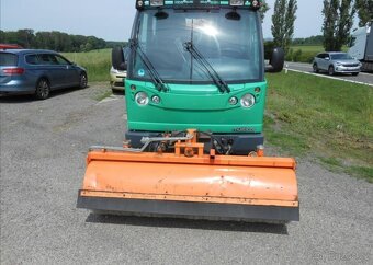 Multicar 3,0 107 kW 4 x 4 M 30 nafta manuál 107 kw - 3