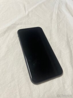 iPhone 11 128GB – černý – TOP STAV - 3