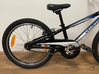 Dětské kolo Specialized Hotrock 20” Single Speed černomodré - 3