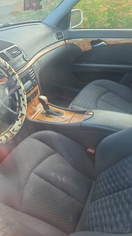 Mercedes benz R 2002 - 3