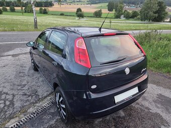 Fiat GRANDE Punto - KUP ČR / 1.2i - 124tis/km-2010 - 3