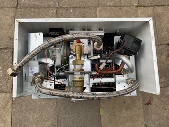 Průtokový ohřívač vody GH-19-02 KVART - 3