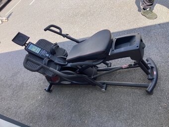 Veslovací trenažér INSPIRE Cross Rower CR2.5 - 3