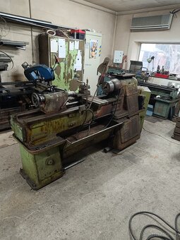 Soustruh na kov - 3