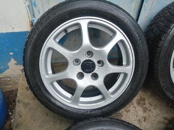 Zimní kola 195/55 r16 barum - 3