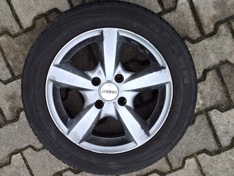 ALU disky Dezent 6,5Jx15 s pneu Nexen na Peugeot 206 - 3