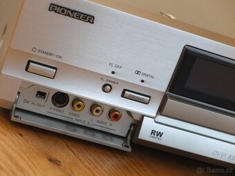 ONKYO K-200R TapeDeck - PIONEER DVR-7000 DVD Recorder--JVC - 3