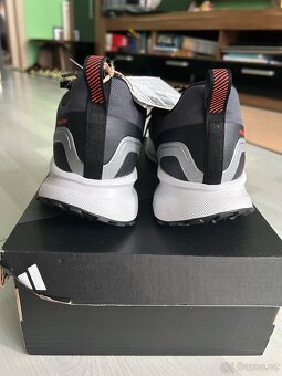 NOVÉ adidas Performance Runfalcon 5 TR, vel.44 - 3