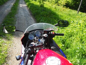 Honda CBR 600 F - 3