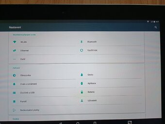 Pěkný Tablet Lenovo (TB3-x70L) Tab3,10",2GB RAM,SIM - 3