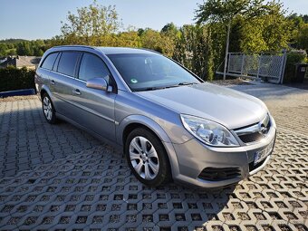 Opel Vectra 2.2i - 3