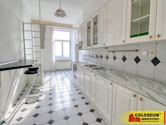 Znojmo, pronájem bytu 3+1, 96 m2, centrum města - byt - 3