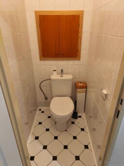 PRONÁJEM POKOJE S BALKONEM ČB - 3