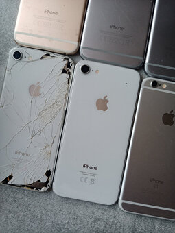 Apple iPhone - 3
