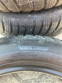 Zimní pneu Goodyear 205/55 R16 - 3