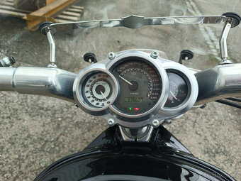 Harley Davidson V-ROD MUSCLE - 3